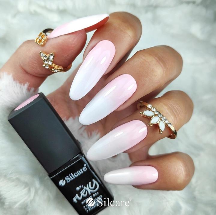Manicure baby boomer